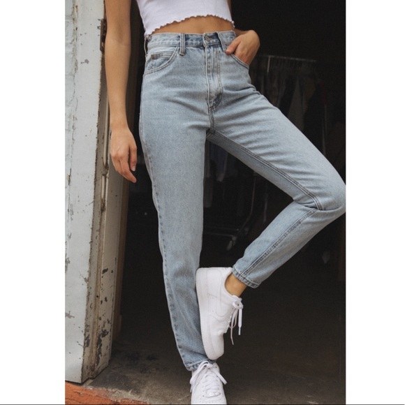 Brandy Melville Denim - Brandy Melville Boyfriend Jeans